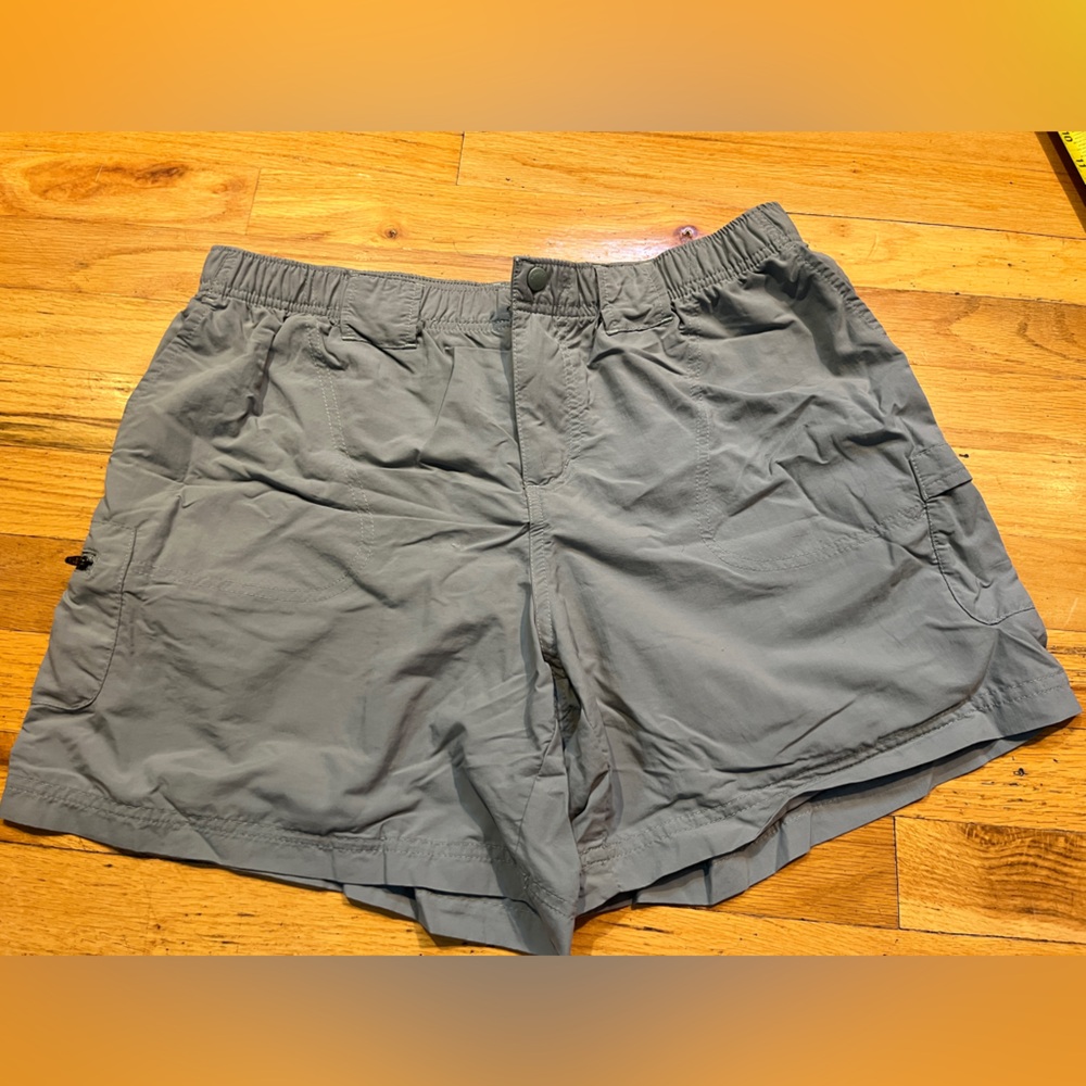 Columbia aquatic shorts size L